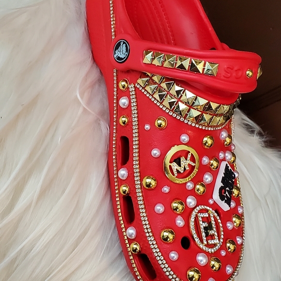 Custom Crocs - Picture 3 of 8